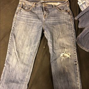 boyfriend jeans Old navy Lightly distressed Denim